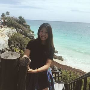 Meet your Posher, Nicole